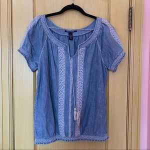 Lucky Brand Top embroidered chambray smocked top folk style embroidery Small